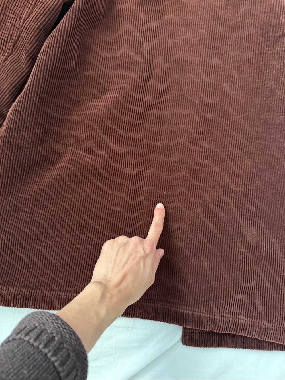 Eddie Bauer Corduroy Shirt barn Jacket in Dark Brown - Picture 8 of 8